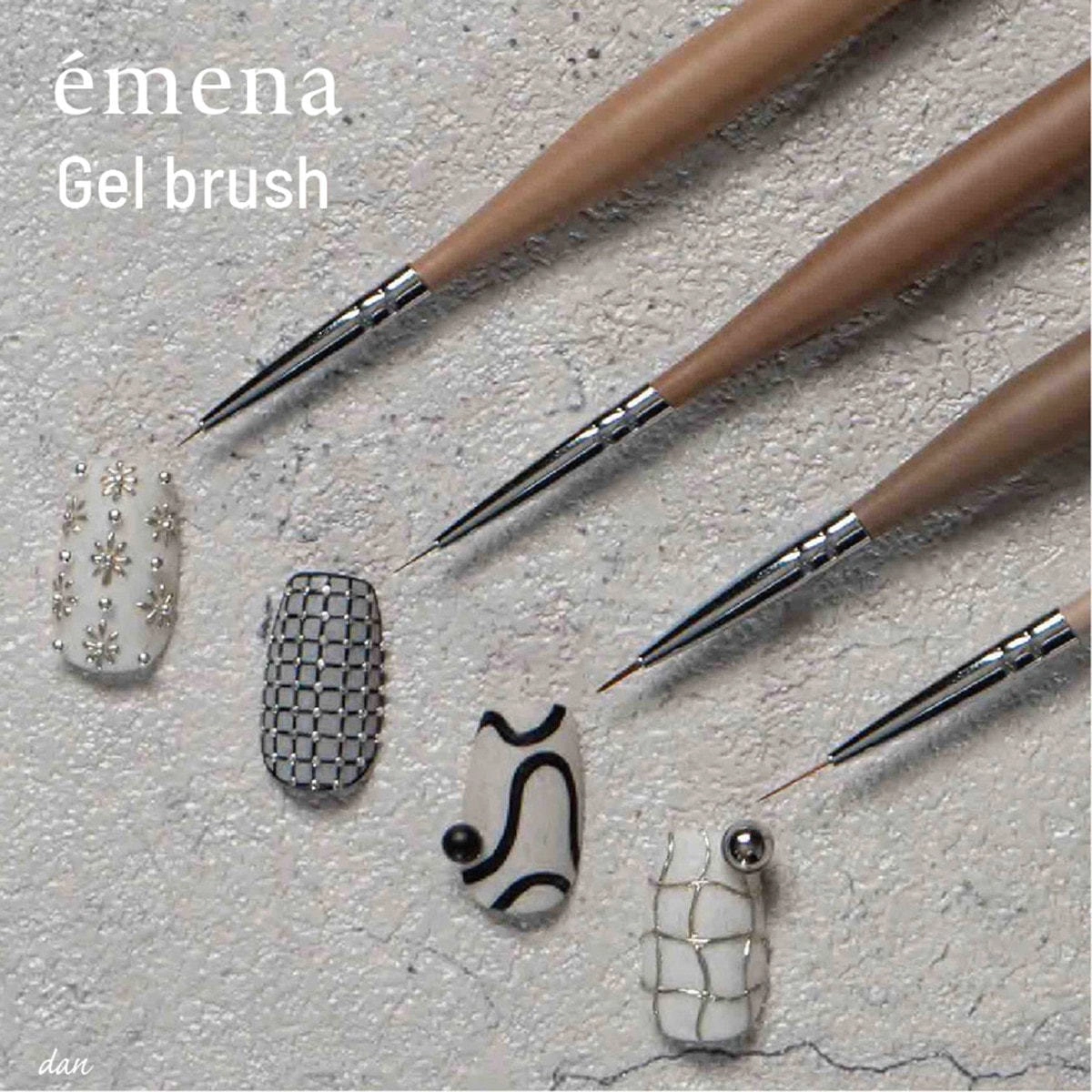 emena Gel Brush Liner M